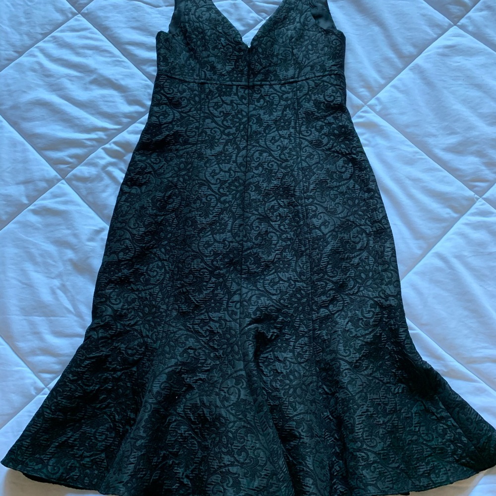 Dress - Picture 2 of 4